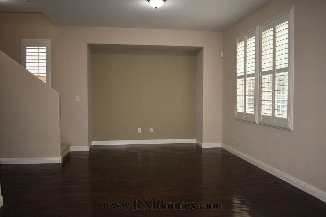8868 Cortina Cir - Photo 2 of 17