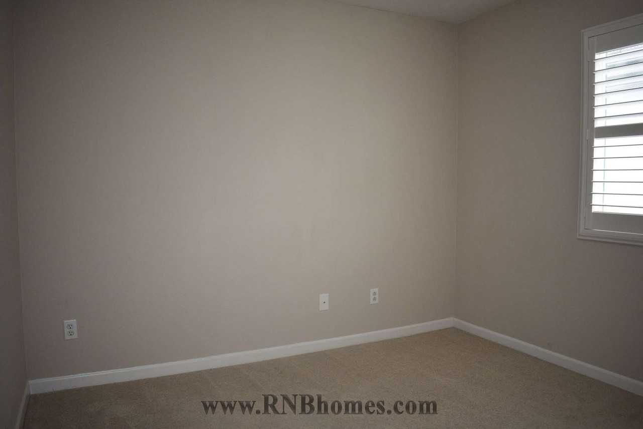 8868 Cortina Cir - Photo 6 of 17