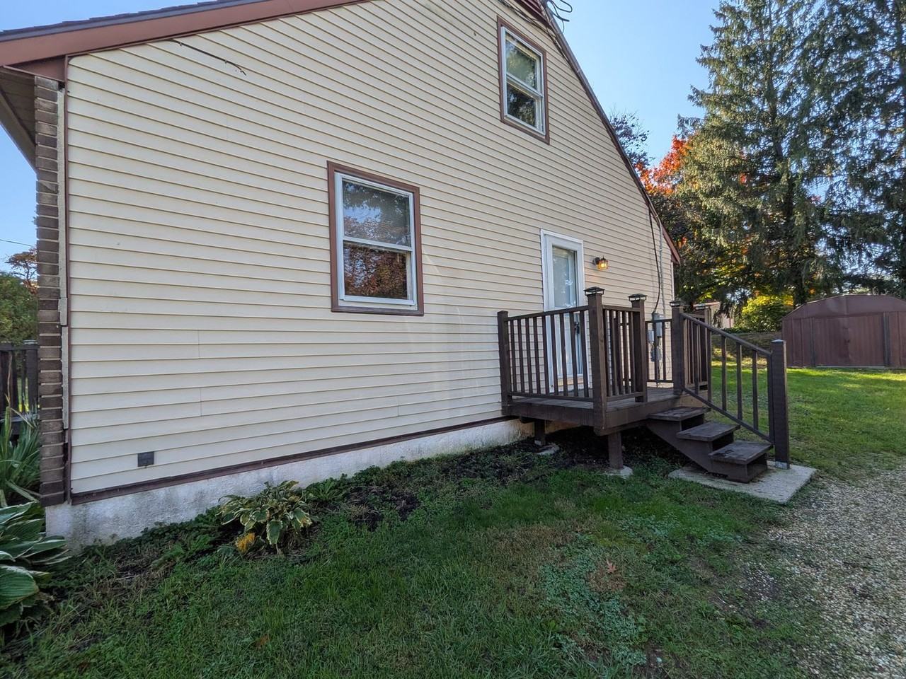 92 Lindberg Ave - Photo 2 of 34