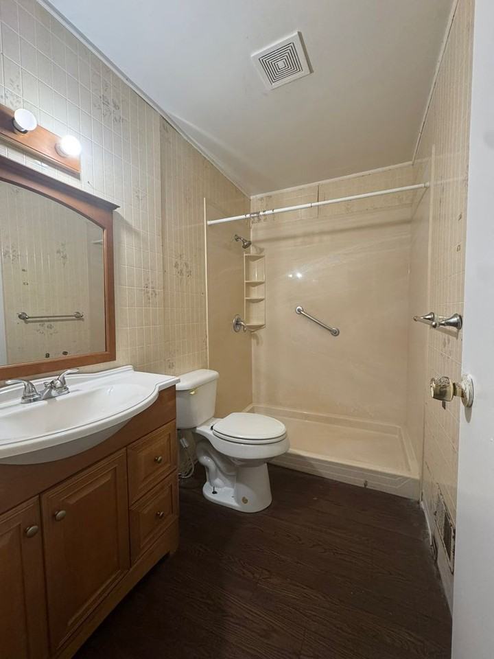2210 Red Bud Cir - Photo 4 of 10