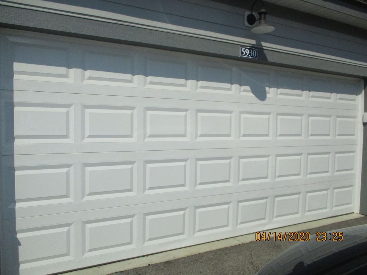 460 Redwood Ln - Photo 4 of 17