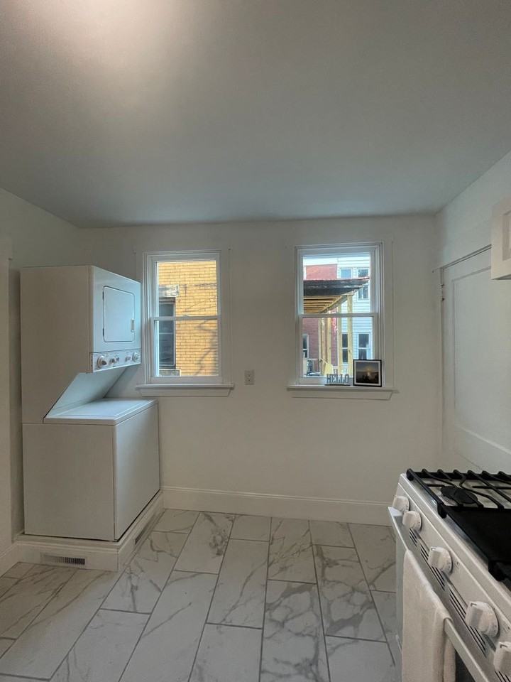 80 Estella Ave #1 - Photo 3 of 16