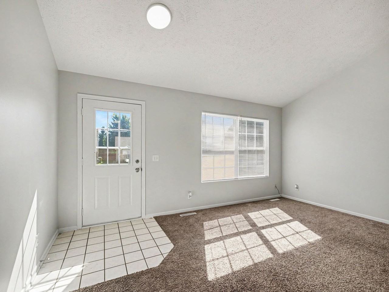 17836 Josephine St - Photo 3 of 18