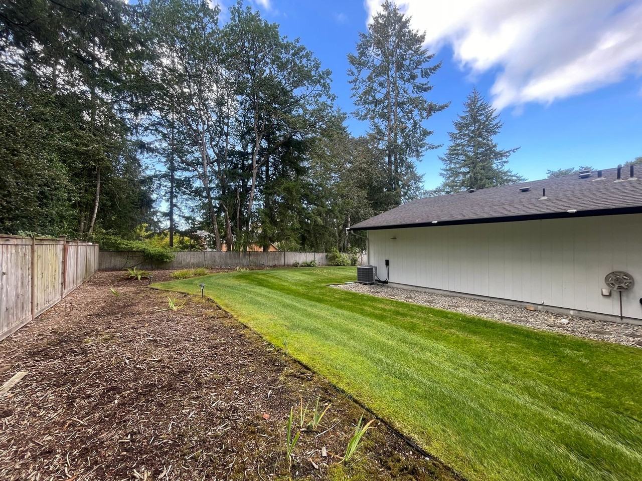 8520 Forest Ave Sw - Photo 4 of 19