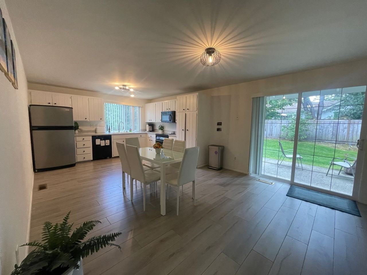 8520 Forest Ave Sw - Photo 5 of 19