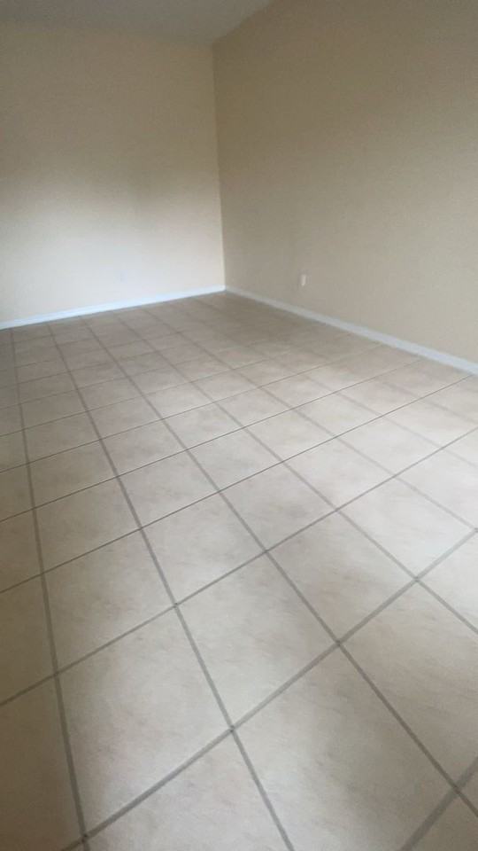 1258 Clove Dr - Photo 4 of 21