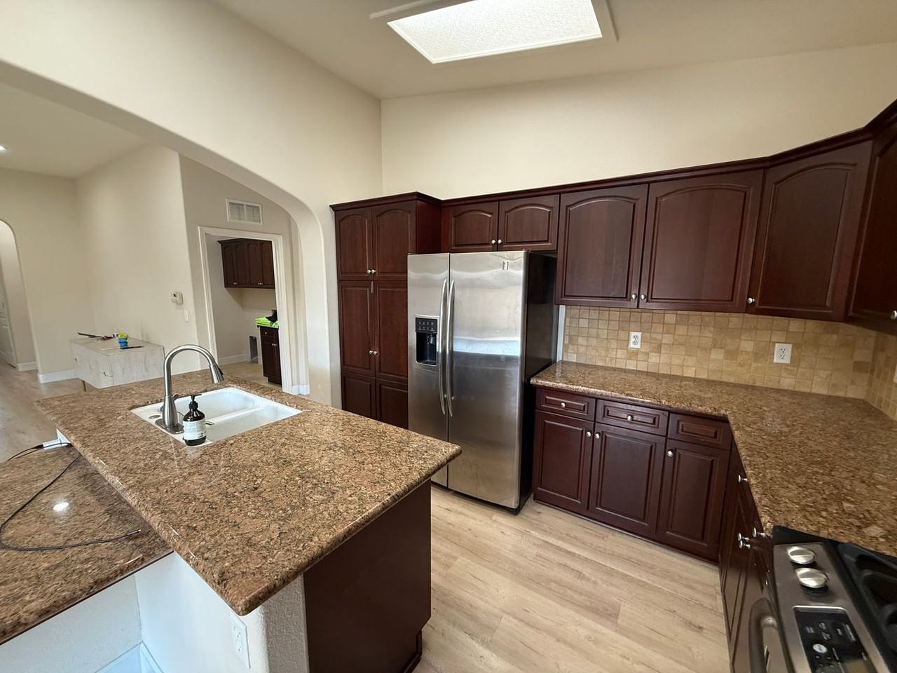 3652 W Black Walnut Ln - Photo 4 of 17