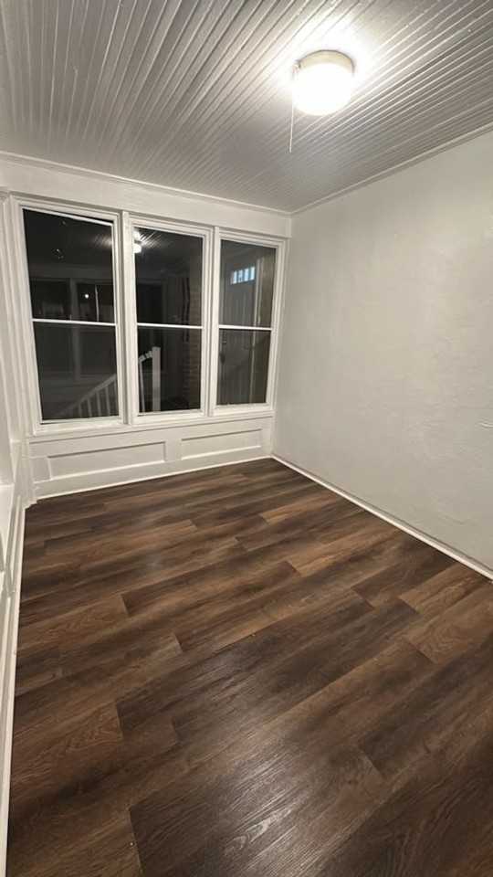 205 Marshall Ave #2 - Photo 7 of 11