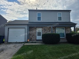 featured image of 1015 W 60th Pl