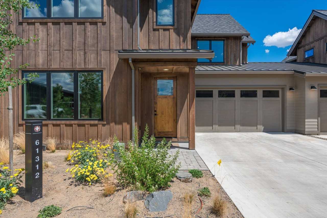 61312 Mcroberts Ln - Photo 3 of 39
