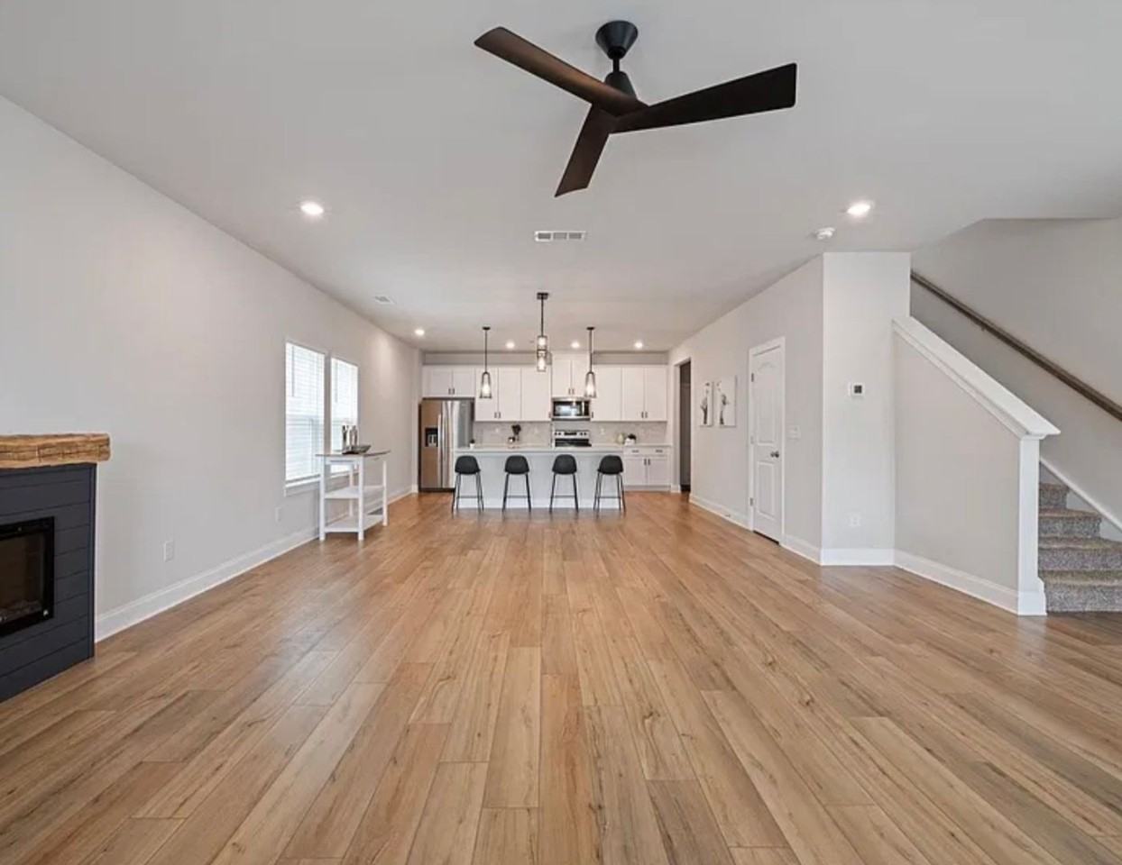 1337 Carriage Park Dr - Photo 6 of 18