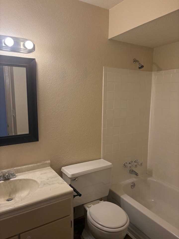 2809 Sw Prairie Rd #64 - Photo 6 of 10