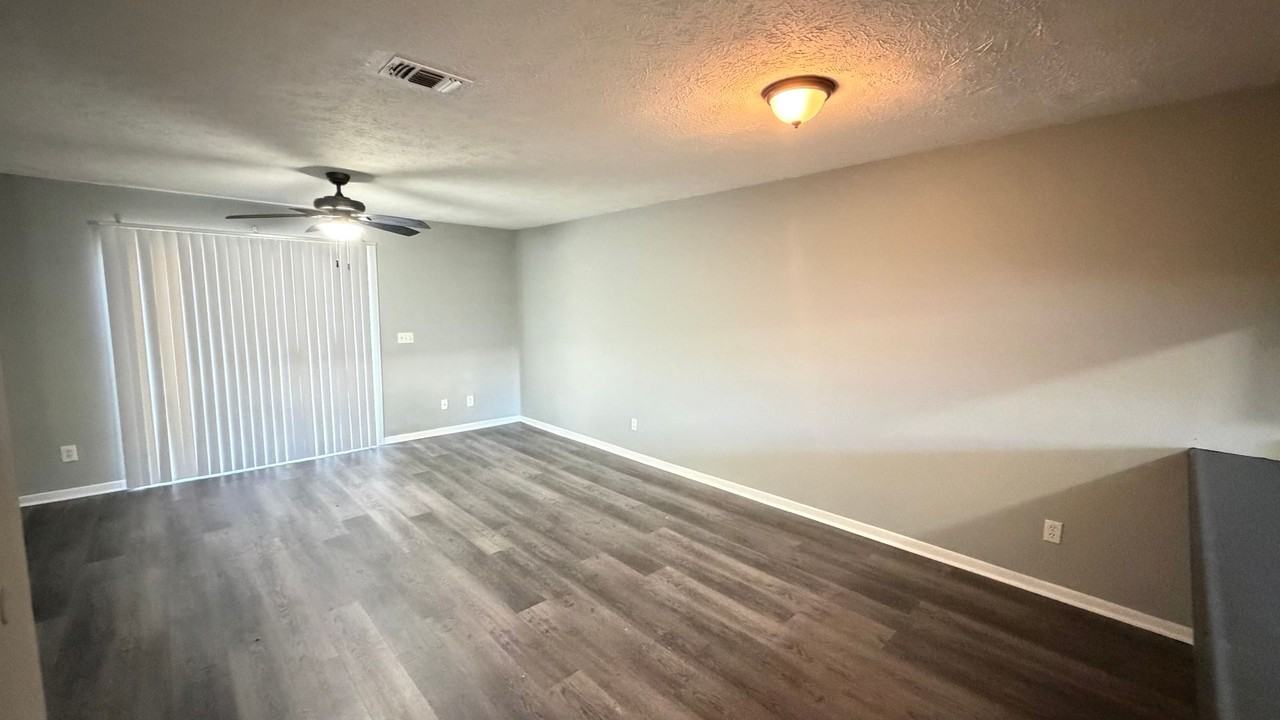 6319 Cherry St - Photo 5 of 13