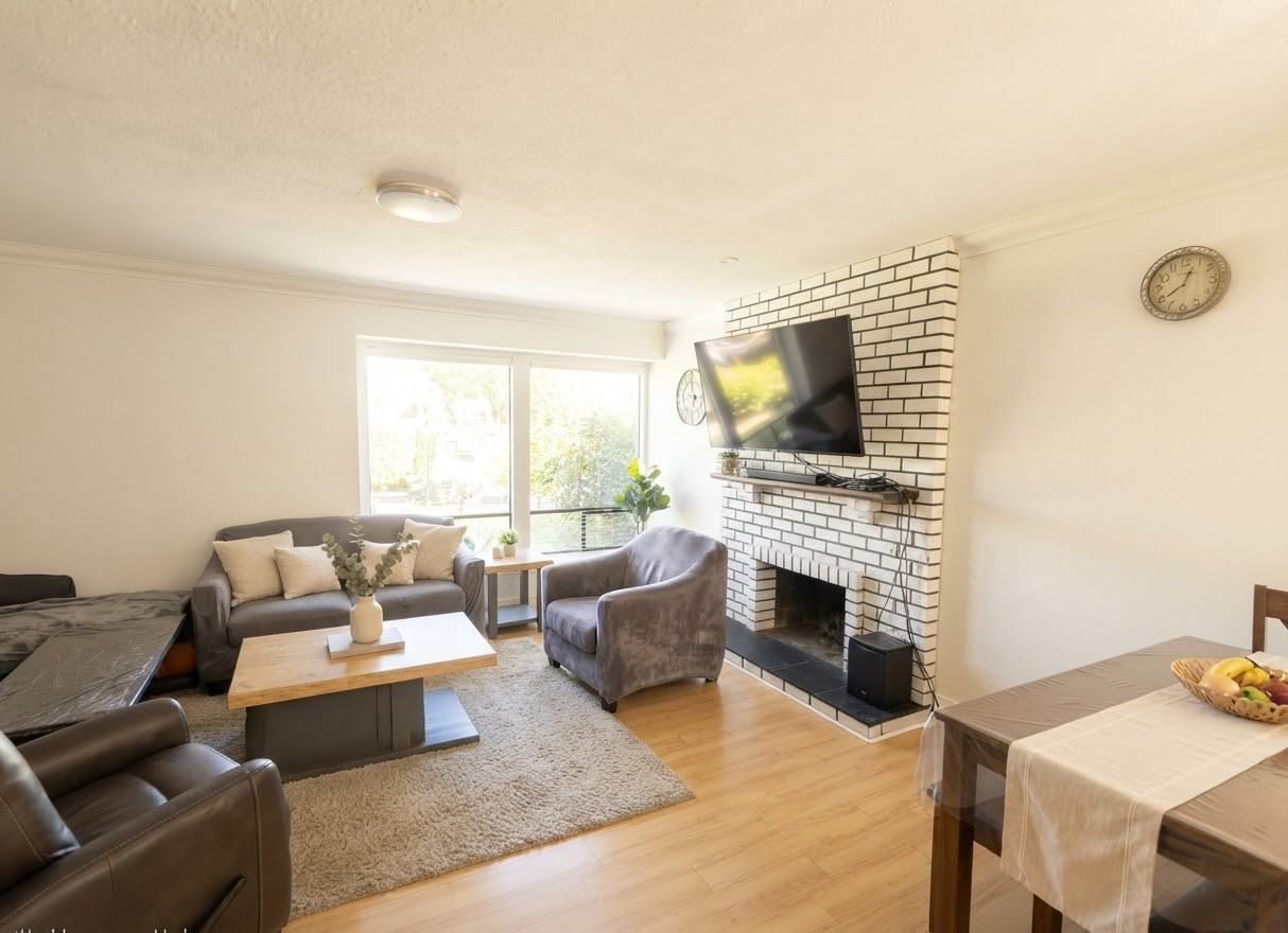 133A St - Photo 3 of 8