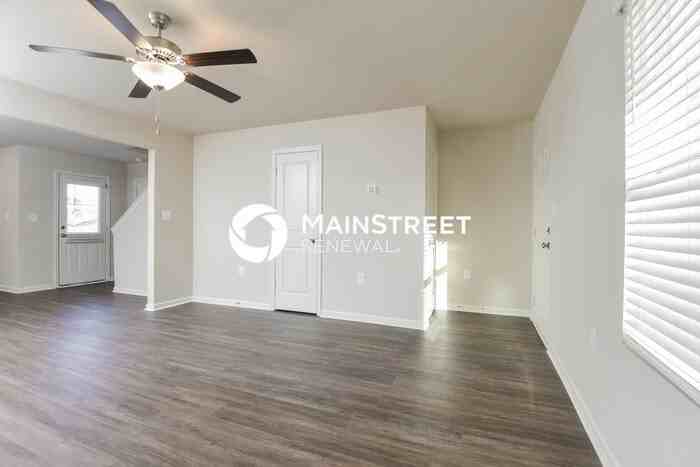 55 Homestead Ln - Photo 4 of 17