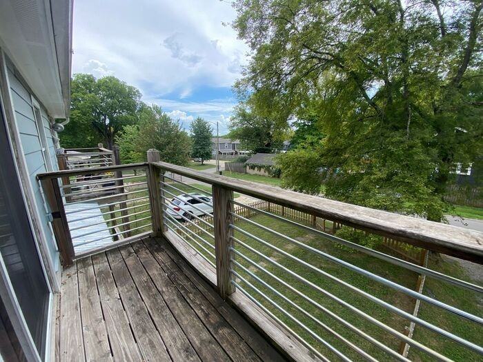 313 Gatewood Ave #C - Photo 5 of 19