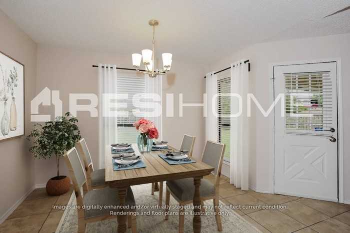 309 Juniper Dr - Photo 4 of 19