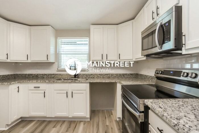 311 E Baffin Dr - Photo 5 of 16