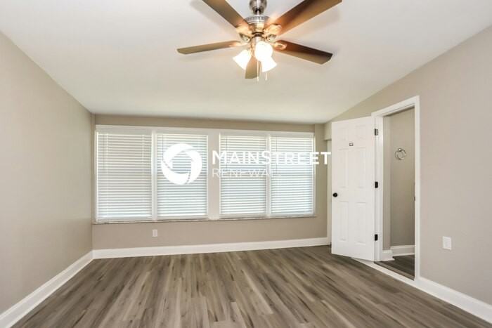 311 E Baffin Dr - Photo 6 of 16