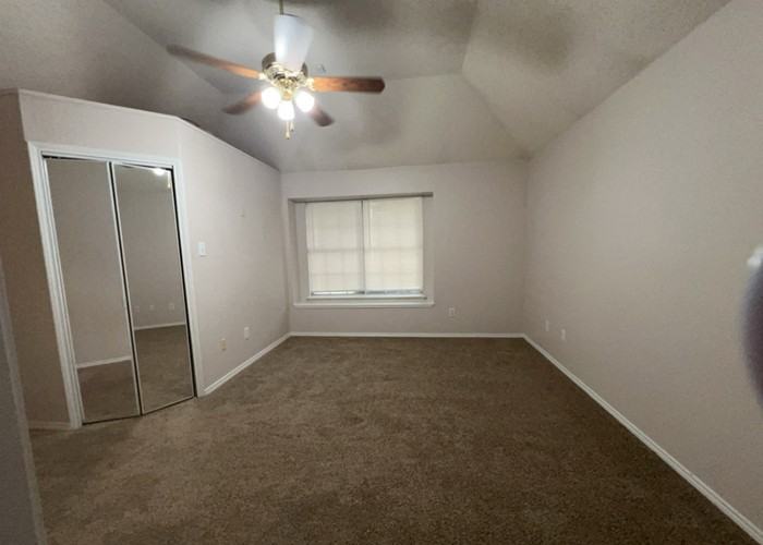 6909 Indiana Ave - Photo 3 of 11