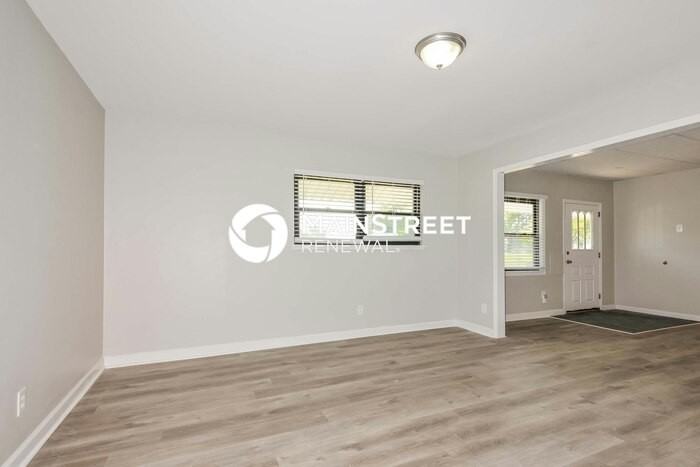 403 Saint John Dr - Photo 5 of 16