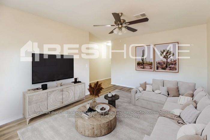 1701 Se 5th St - Photo 4 of 15
