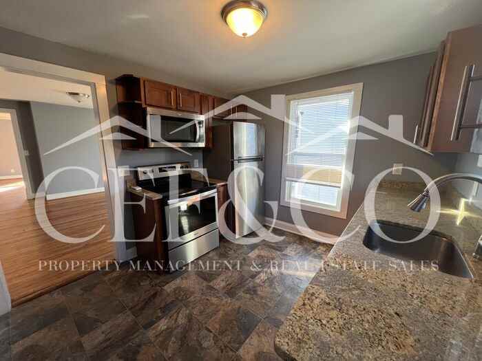 162 Garrett St #1 - Photo 5 of 7