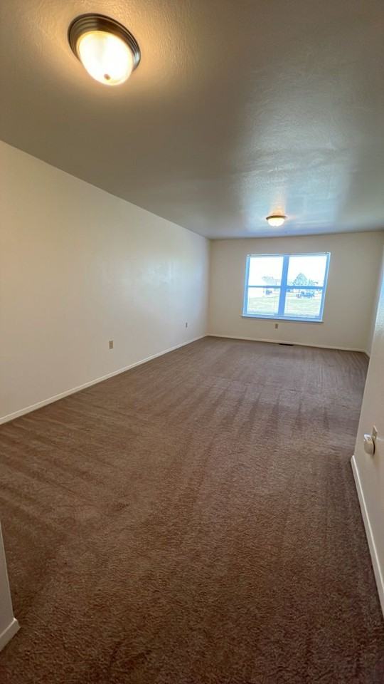 1155 Tallent Ct - Photo 6 of 9