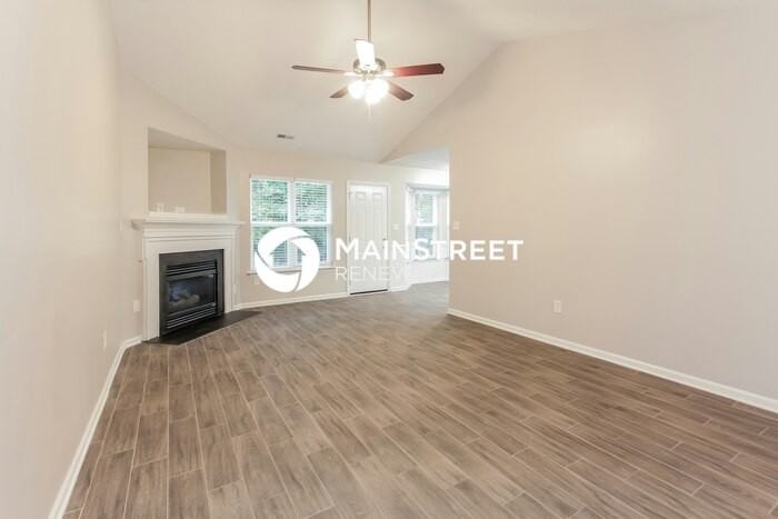 2217 Genesis Dr - Photo 4 of 15