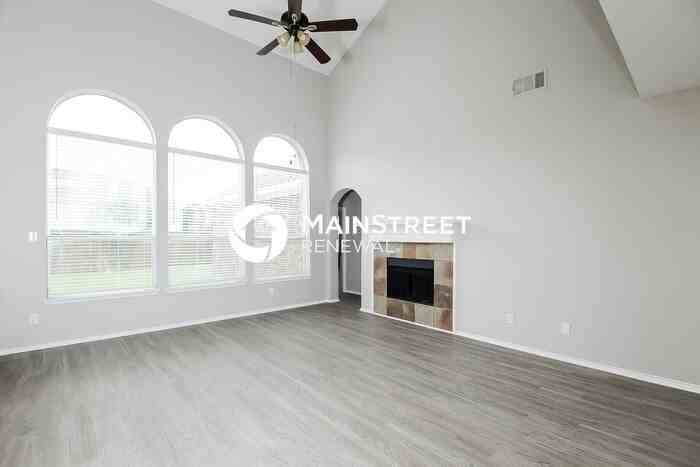 3 Saddlewood Ct - Photo 5 of 17