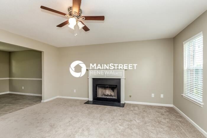10804 Misty Meadows Ter - Photo 3 of 18