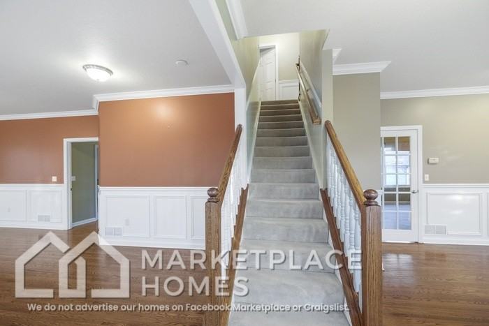 226 Morning Grove Ln - Photo 5 of 50