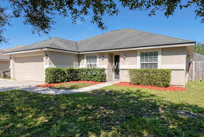 3027 Zeyno Dr - Photo 2 of 20