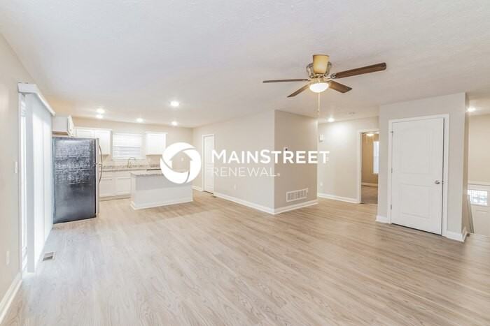 Grand Lakes Dr - Photo 2 of 16