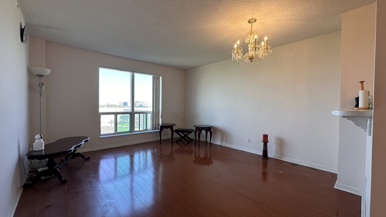 11 Lee Centre Drive - Photo 5 of 15