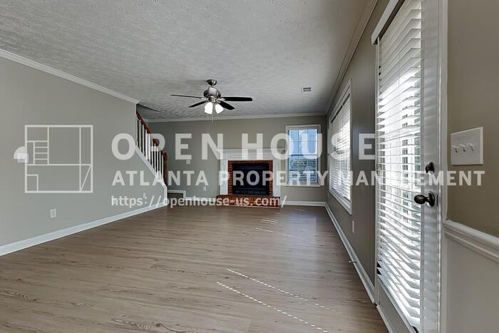 2242 Vintage Oaks Dr - Photo 4 of 26