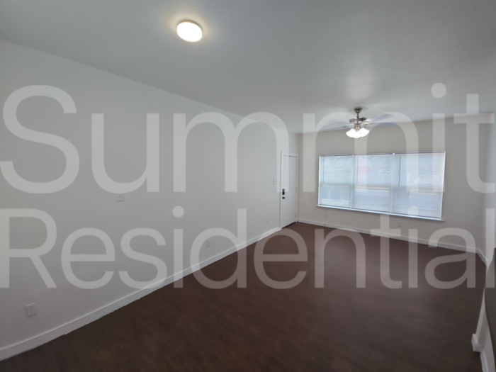 Park Place Cir #A1 - Photo 3 of 13