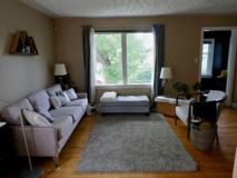 228 23 Ave Ne - Photo 1 of 1
