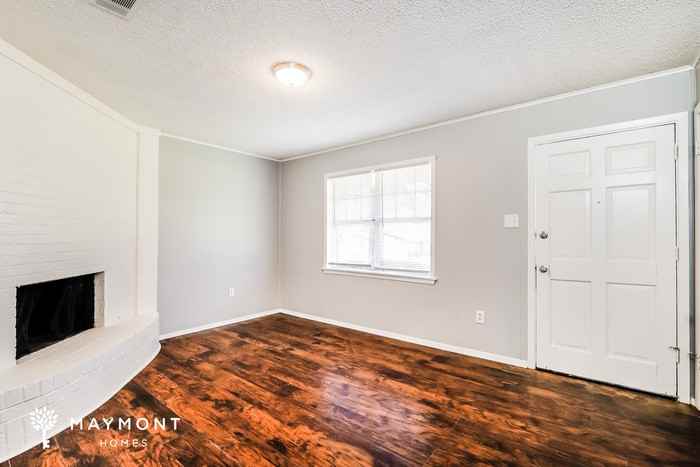 468 Magnolia Rd - Photo 4 of 12