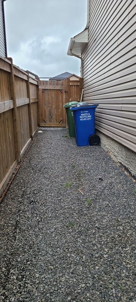 65A Willow Close - Photo 2 of 40