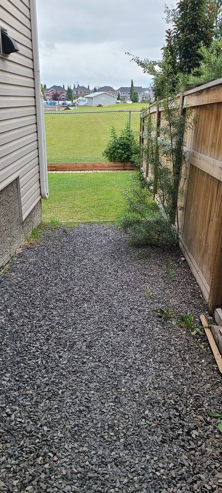 65A Willow Close - Photo 3 of 40