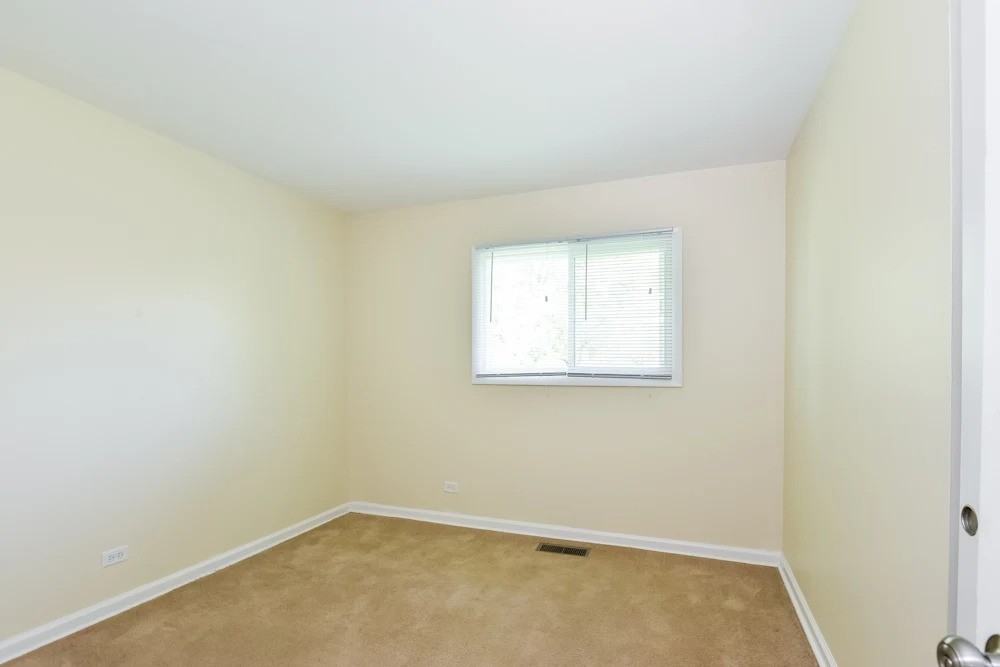 1572 Birch Ave #NA - Photo 7 of 13