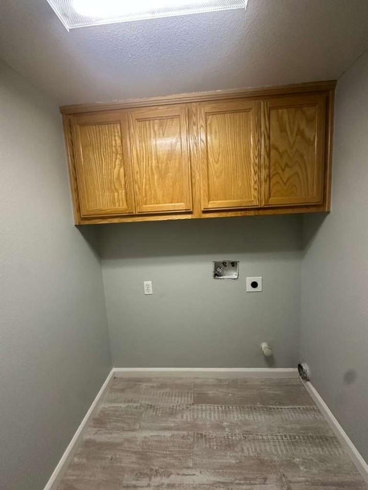 12403 Summers St #12403 - Photo 6 of 15