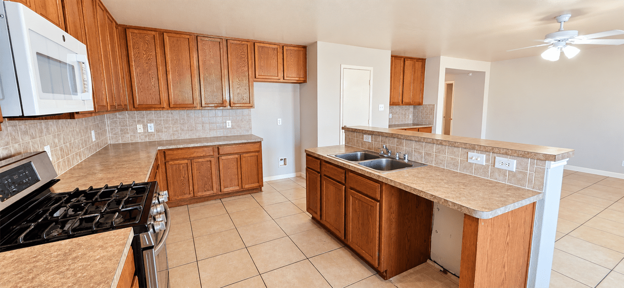 315 Remington Bridge Dr #NA - Photo 2 of 24