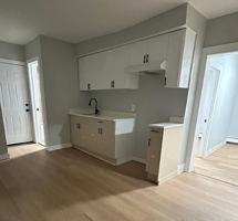 featured image of 483 Cary St #101