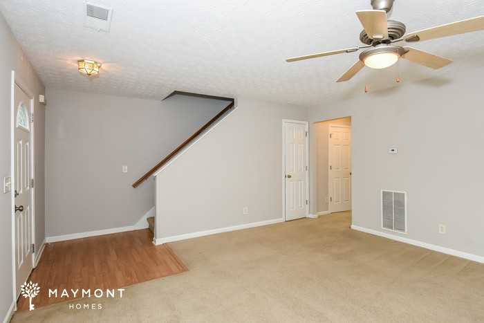 5871 Strathmoor Manor Cir - Photo 6 of 16