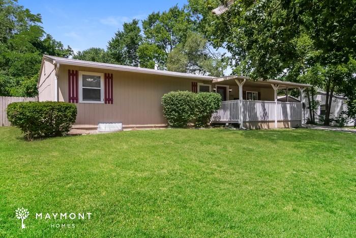 10304 Richmond Ave - Photo 4 of 12