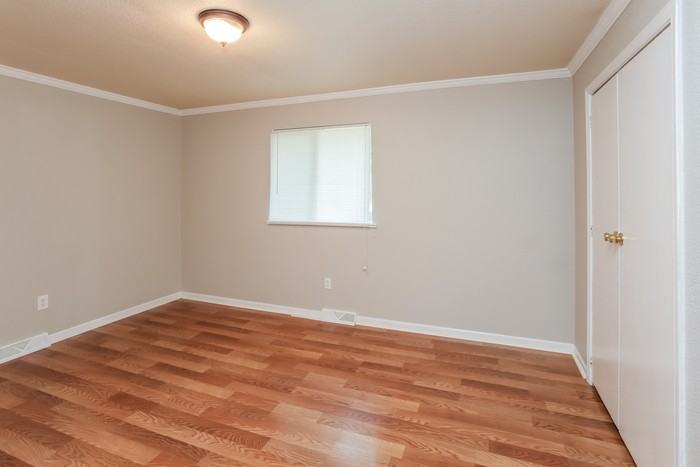 10304 Richmond Ave - Photo 7 of 12