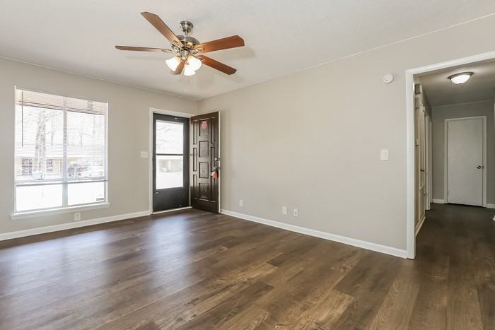 8709 Merrymen Rd - Photo 4 of 12