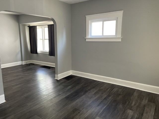 1346 Thoreau Rd - Photo 4 of 14
